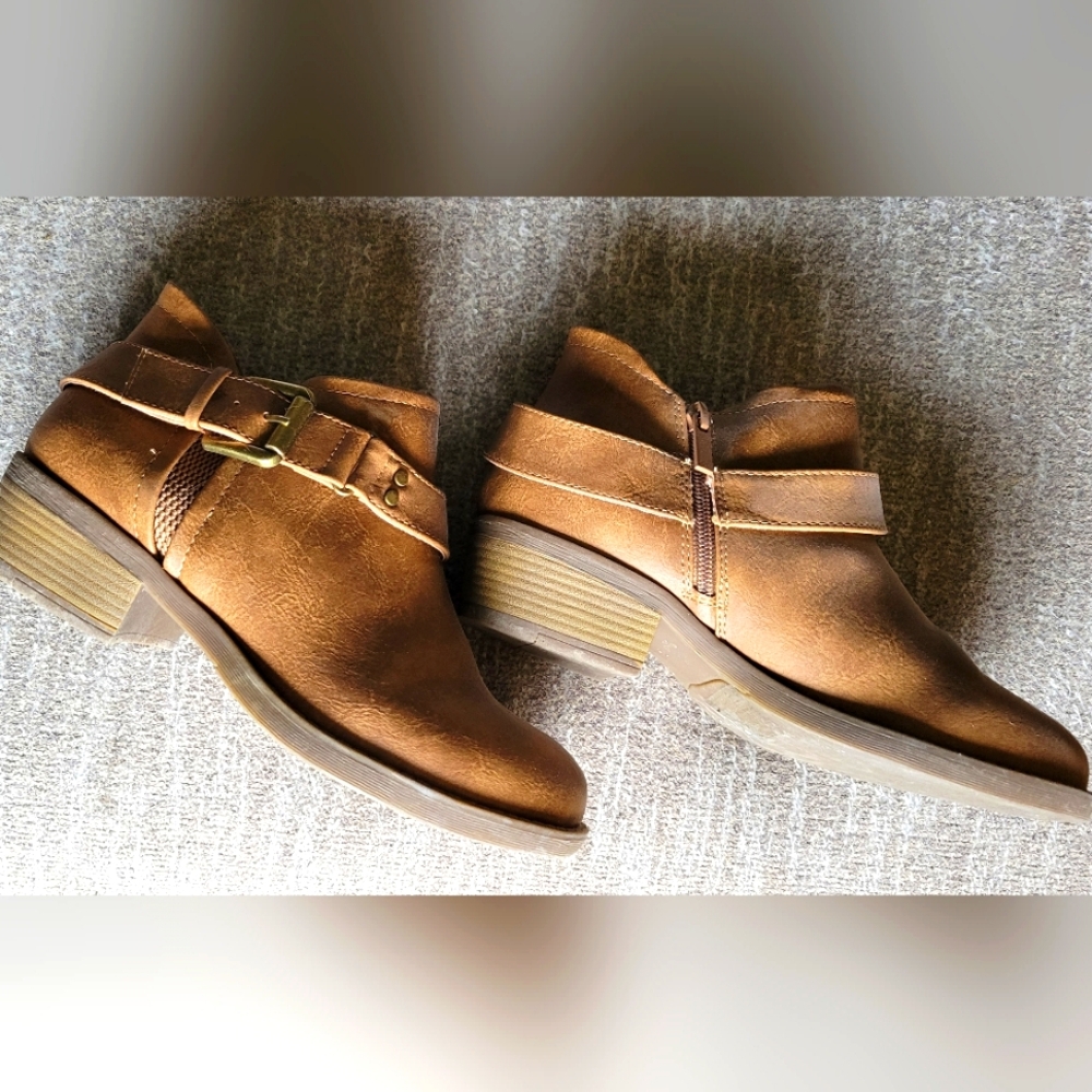 Torrid Booties 7.5WW